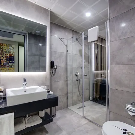 Hotel The Menord 3*